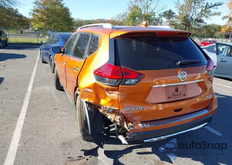 2017 Nissan Rogue Sv z USA, uszkodzony, nr VIN JN8AT2MVXHW020928